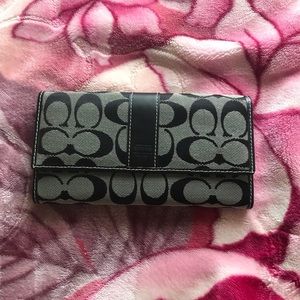 Coach wallet clutch